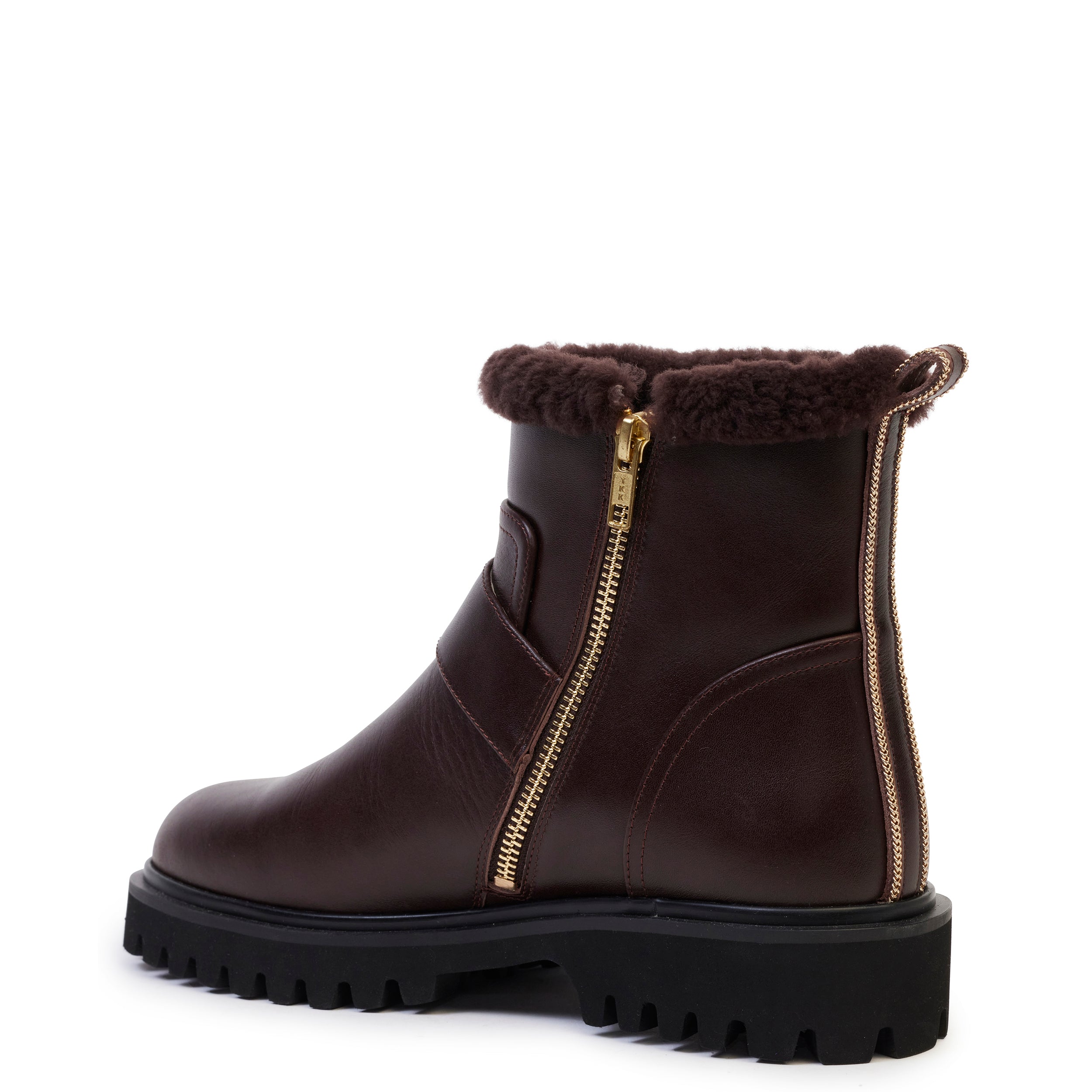 Davina Boot