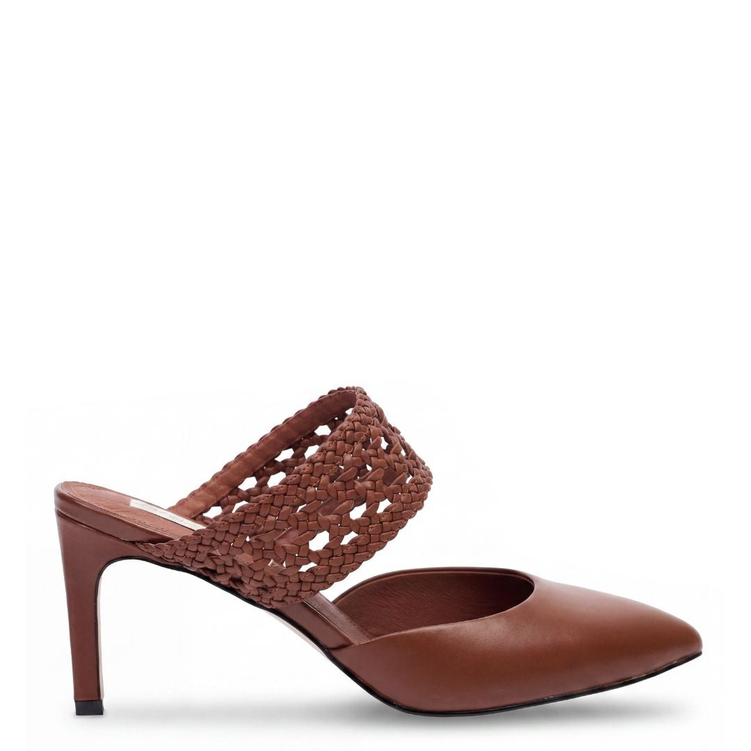 Antonia Heel