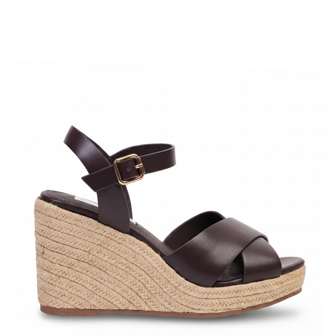 Gisele Wedge