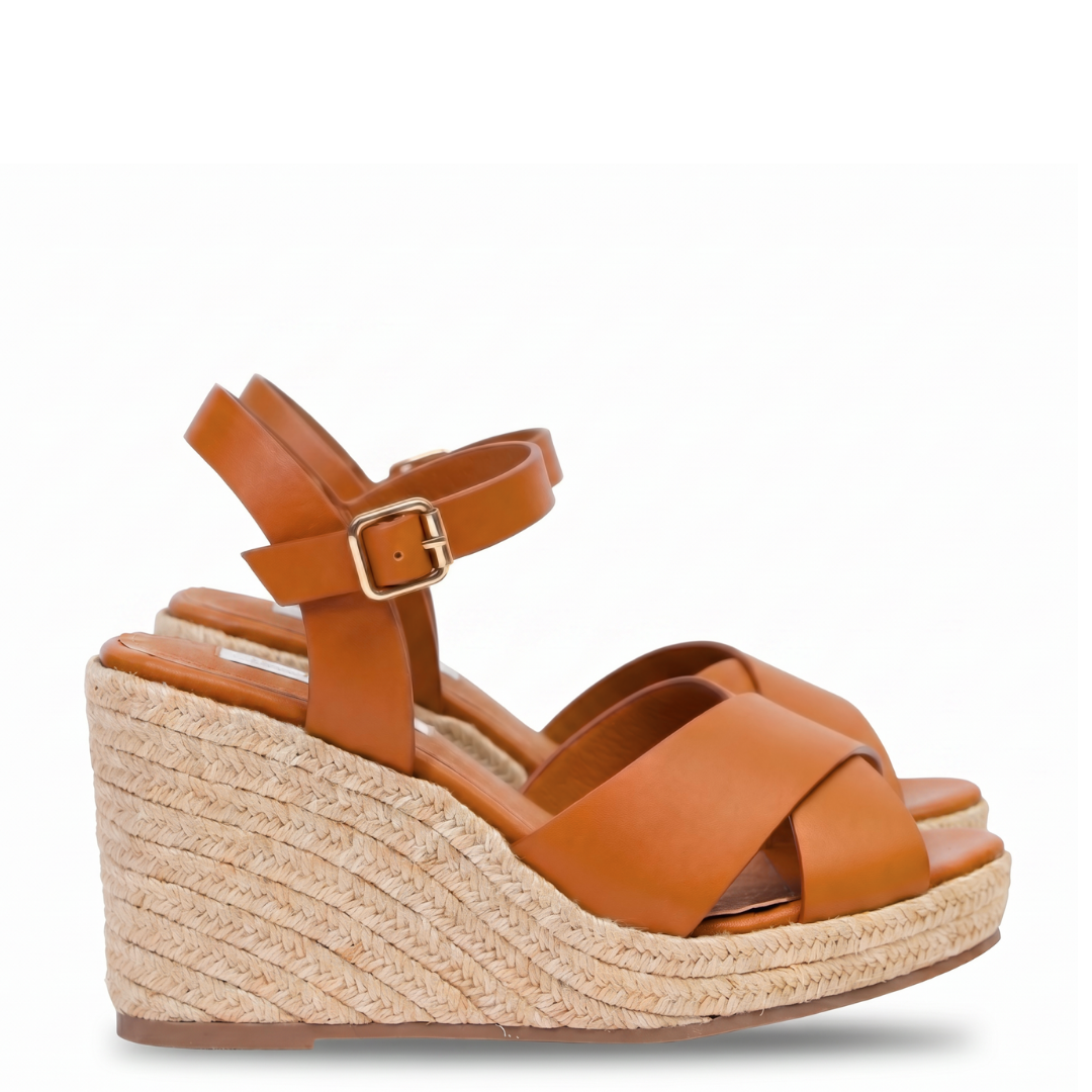 Gisele Wedge