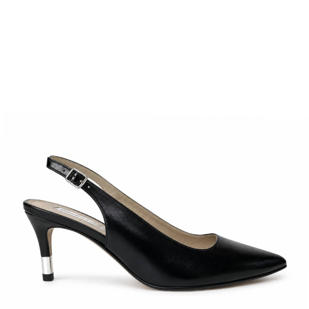 Mila Heel