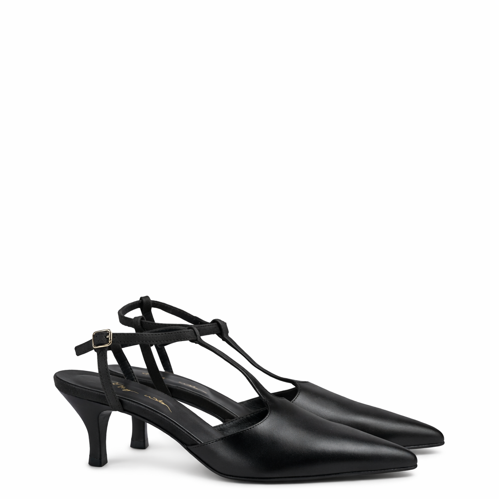 Lucy Heel