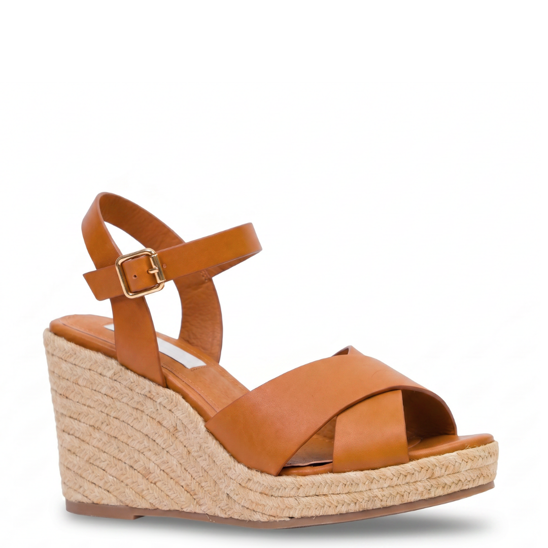 Gisele Wedge