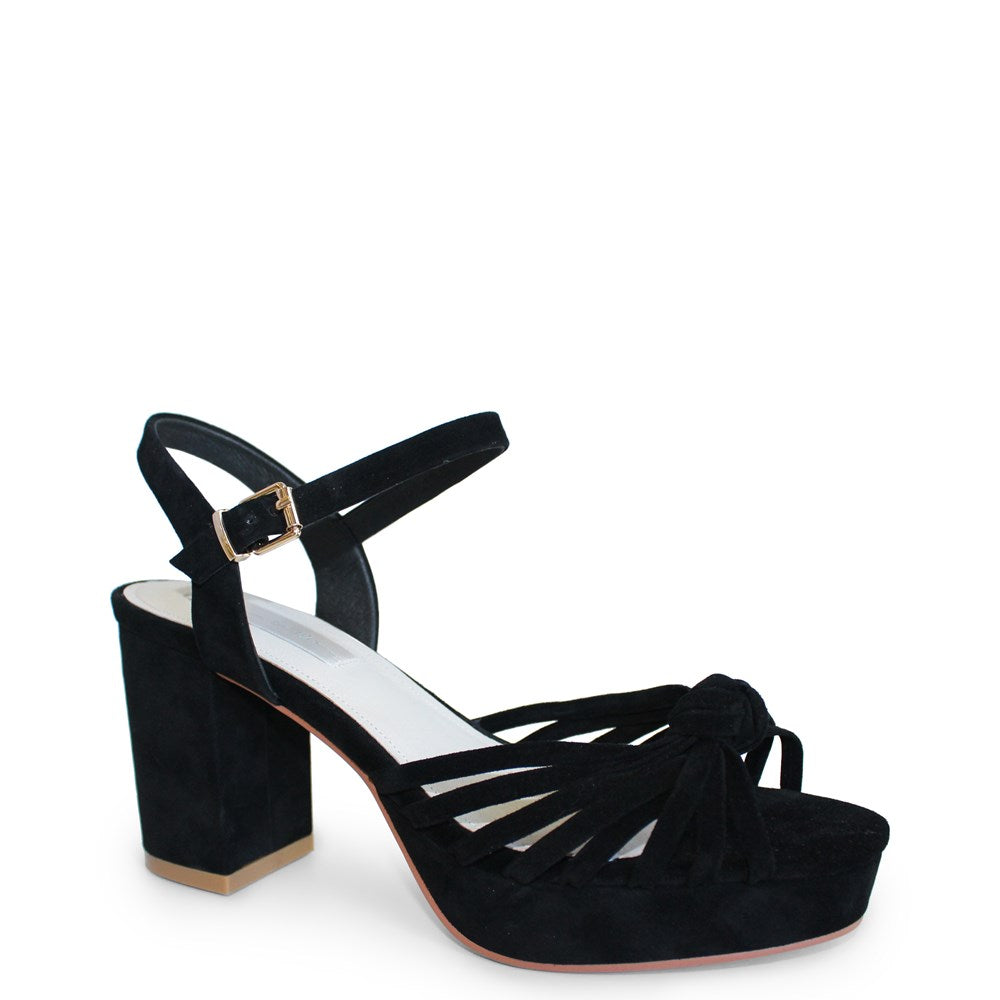 Carrie Heel