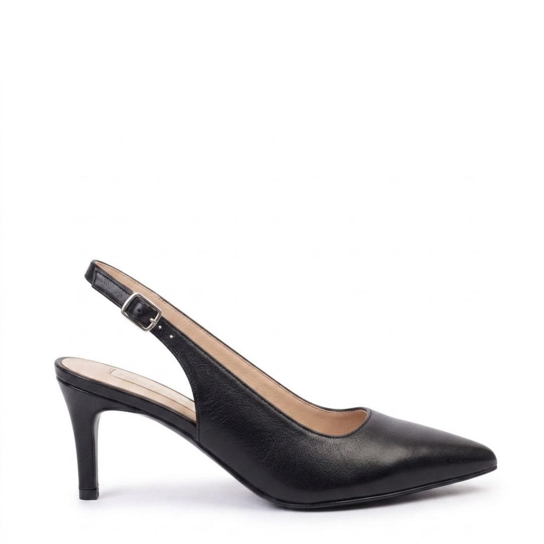 Mila Heel