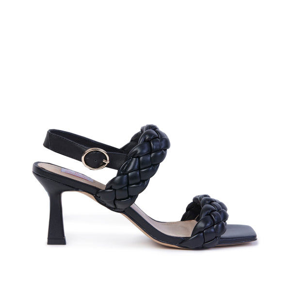 Plaza Heel