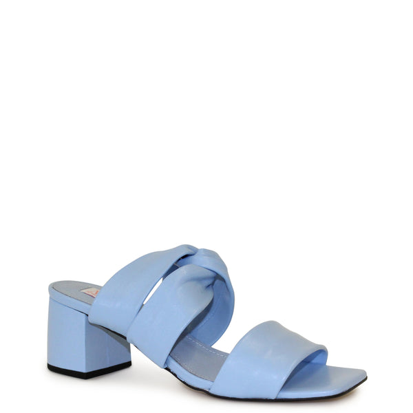 Siobhan Sandal