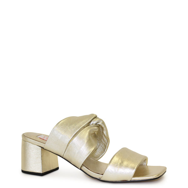 Siobhan Sandal
