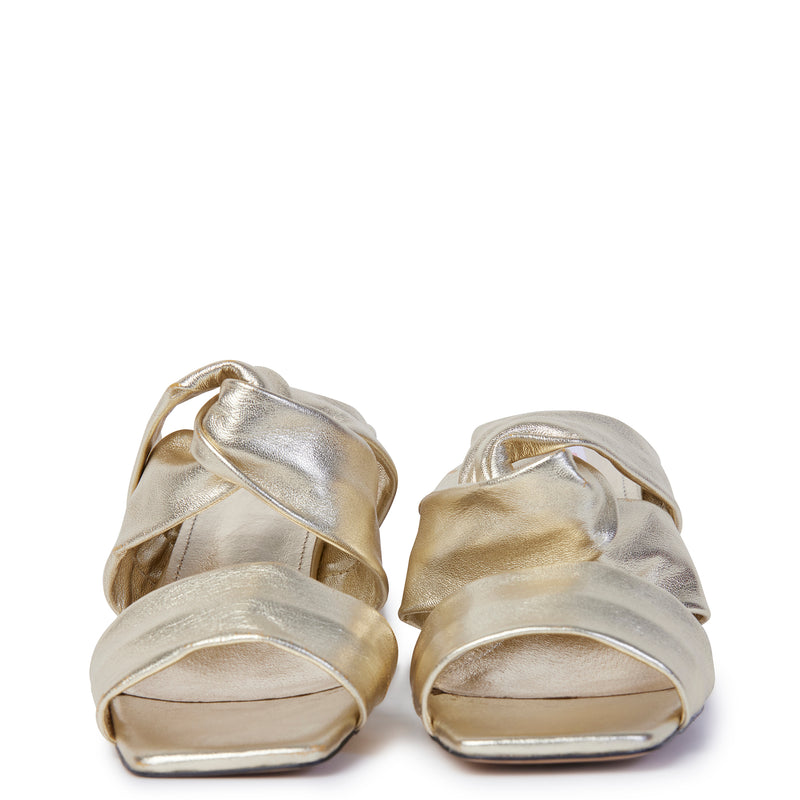 Siobhan Sandal