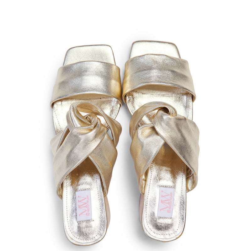 Siobhan Sandal
