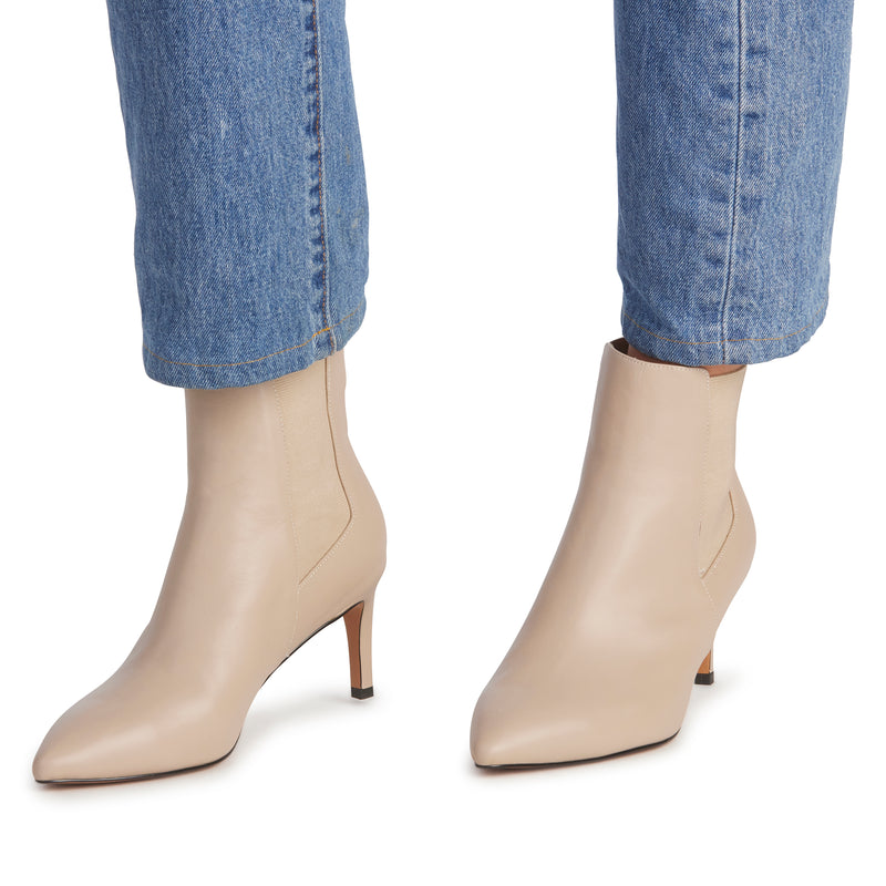 Anna Boot