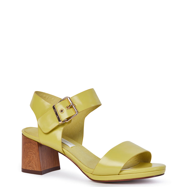 Vanessa Sandal