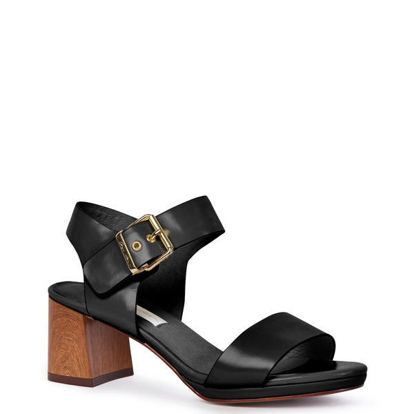 Vanessa Sandal