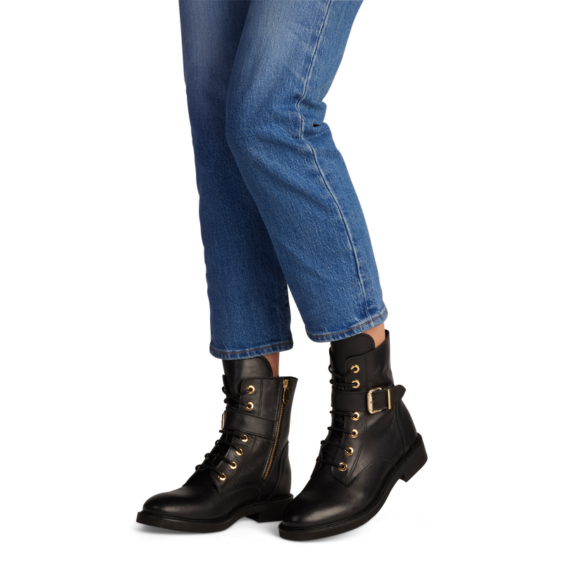 Sonya Boot
