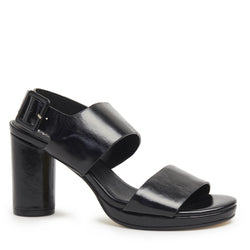 Naomi Heel