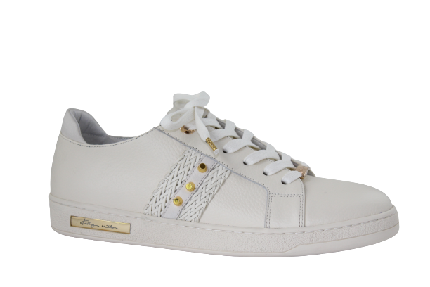 Coco Tory Trainer