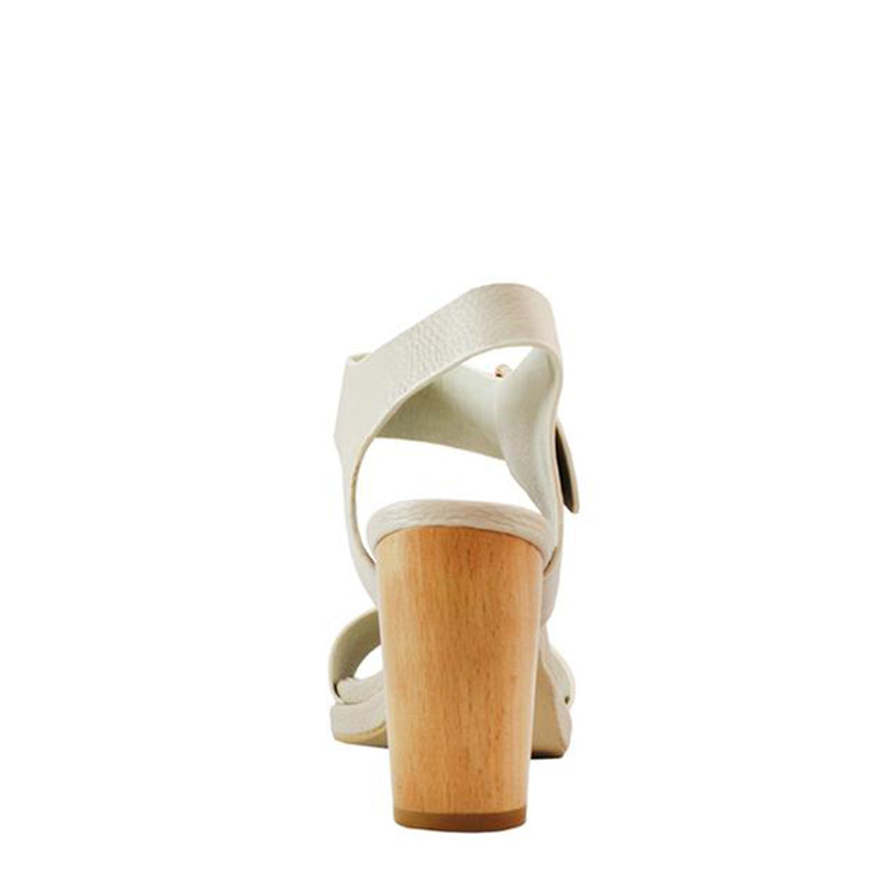 Kirsty Heel